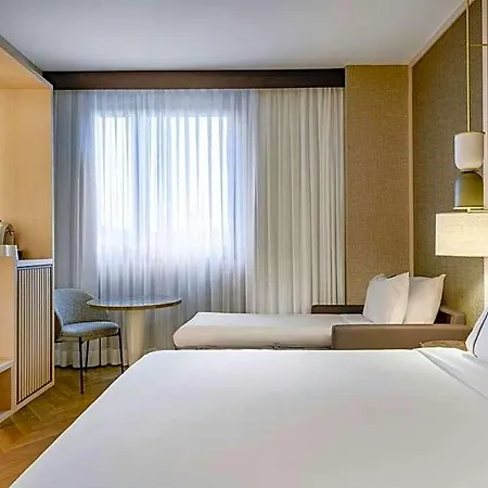 Ac By Marriott מלון